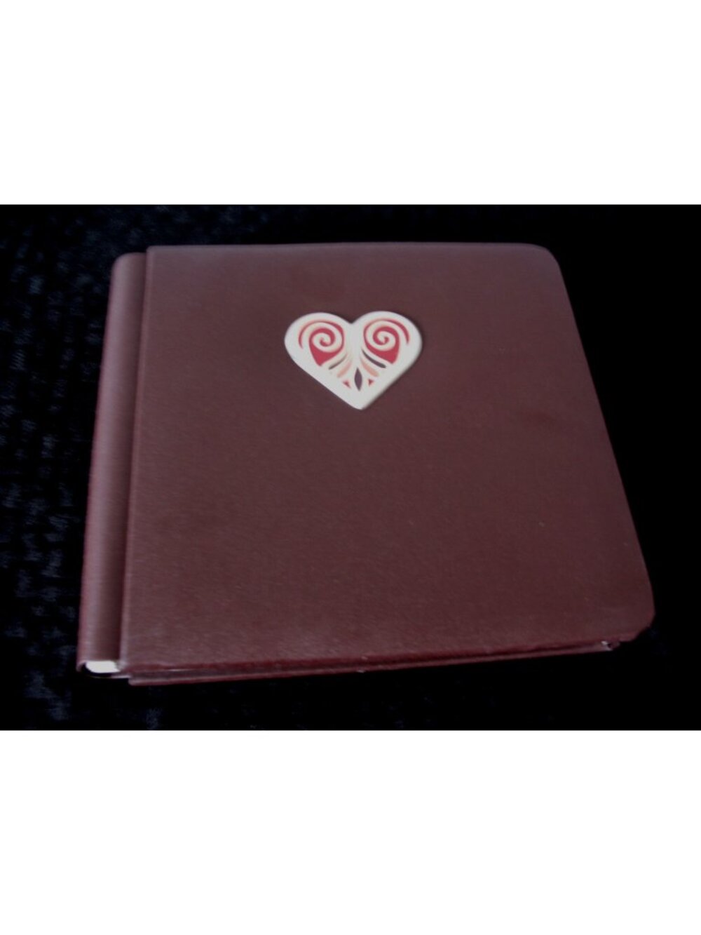Creative Memories 7" x 7" Brown With heart Emblem Album 12 Pages Natural
